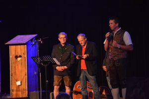 31961716 819267578282692 8550532639335907328 o 819267574949359